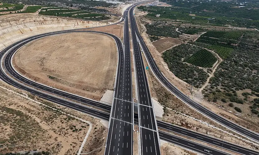 Konya-Mersin hattında sürücüleri sevindiren gelişme! Beklenen otoyol açıldı