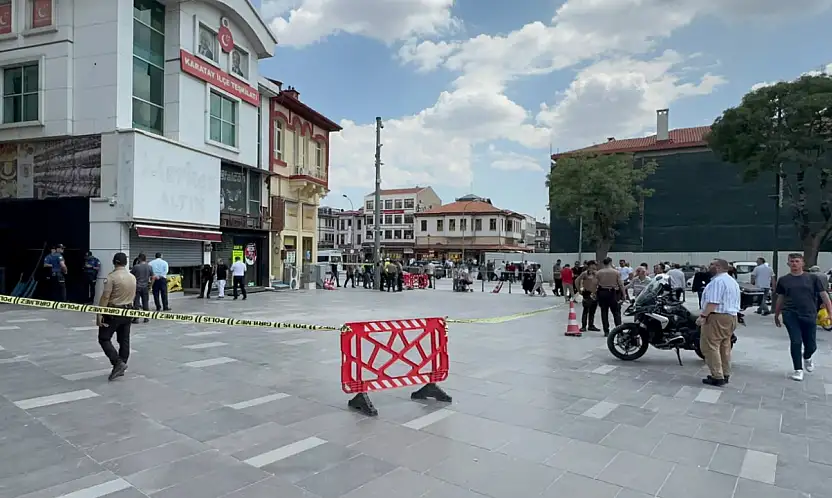 Konya'nın göbeğinde silahlı hesaplaşma! Kuyumcu ağır yaralandı