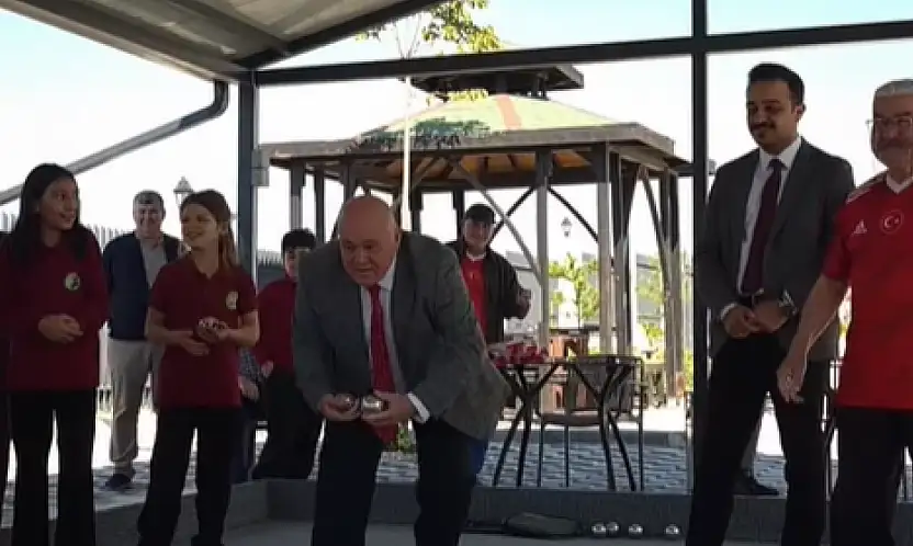 Konya şampiyonları huzurevinde sahaya çıktı: Kazanan dostluk oldu