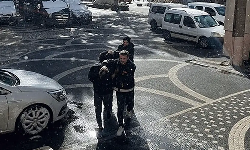 Konya'ya getirdikleri zehirleri piyasaya süreceklerdi! 2 kişi tutuklandı