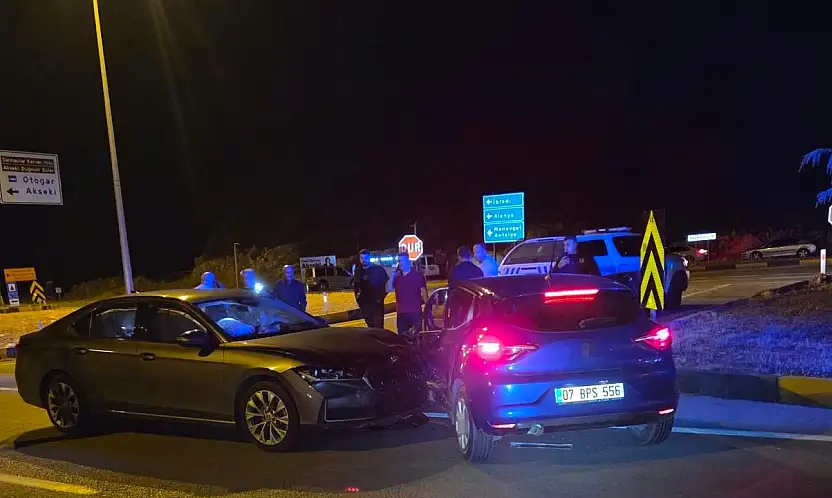 Konya yolunda can pazarı: 3 yaralı