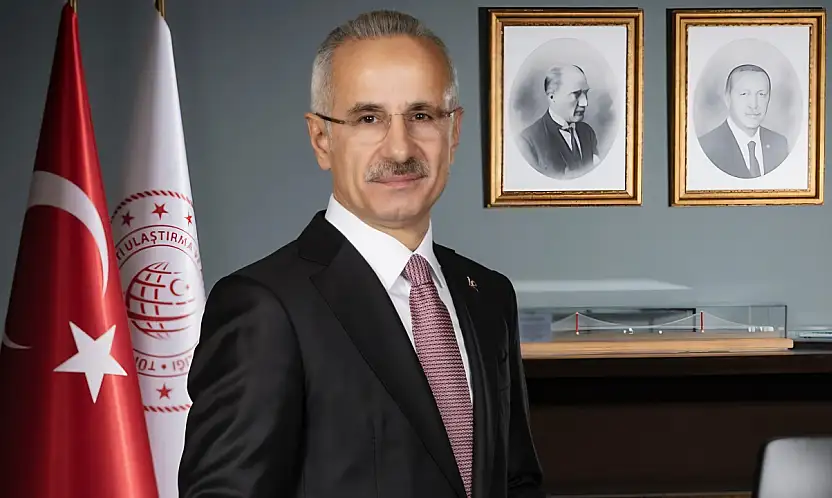 Konya yolunda karla mücadele! Ekipler gece gündüz sahada