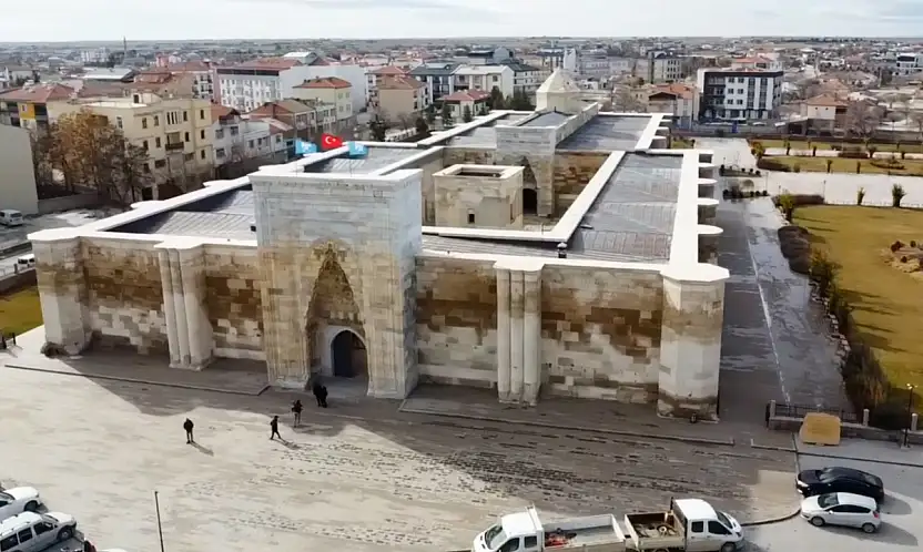 Konya yolunun görkemli durağı: 800 yıllık Selçuklu mirası kapılarını açtı