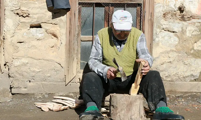 Konyalı 63 yaşındaki İlyas Vurgun yıllardır  ata mirasını  yaşatıyor!