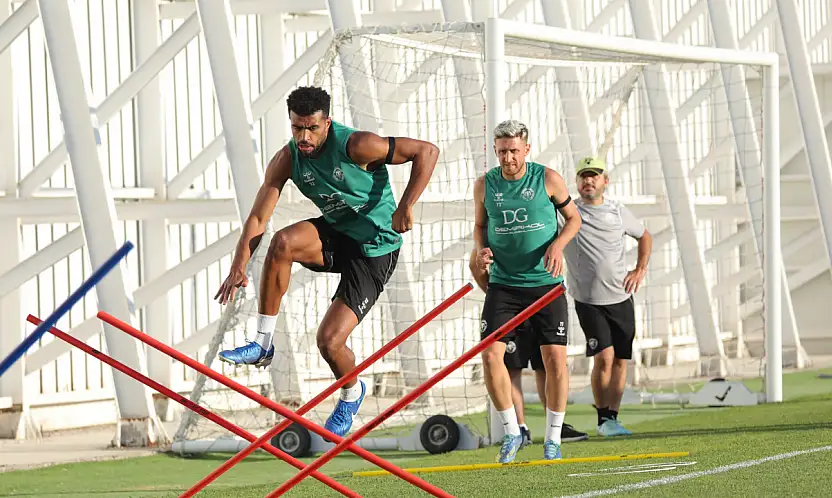 Konyaspor'da hazırlıklar tamam! Yıldız isim de sahada