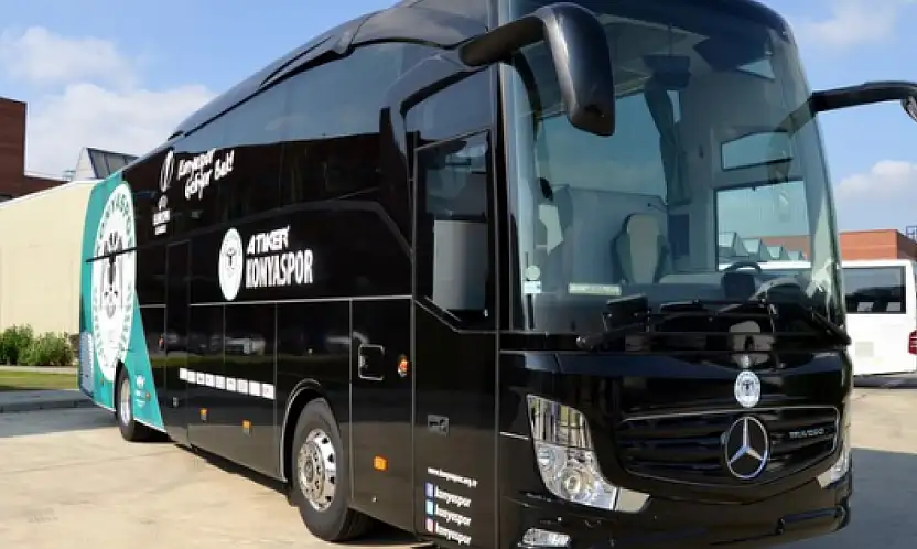Konyaspor'da takım otobüsüne haciz geldi!