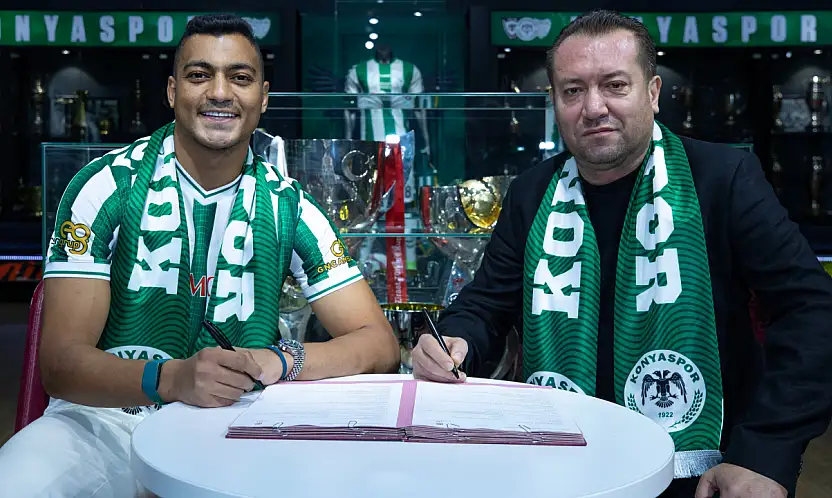Konyaspor Mostafa Mohammed'e imzayı attırdı