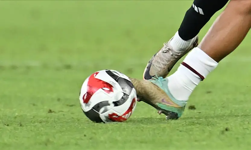 Konyaspor sezona lider başladı