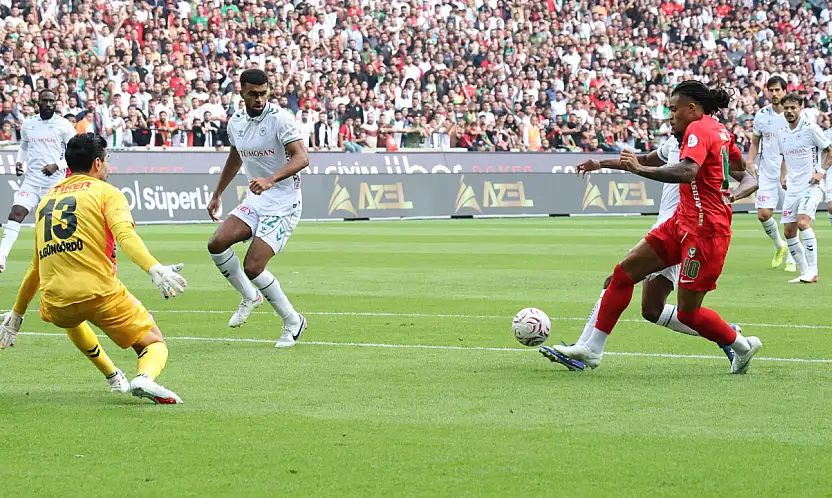 Konyaspor ve Amedspor'a PFDK'dan ceza!