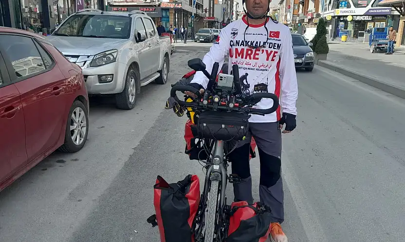 Kutsal topraklara bisikletle giden adama Konya'da unutulmaz jest