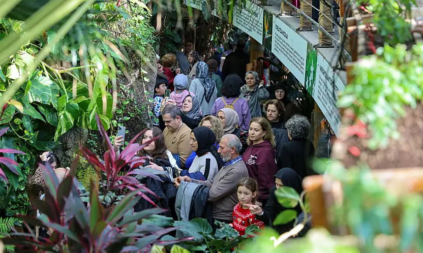 Mevlânâ'nın çağrısı yine karşılık buldu: Selçuklu'nun sembol mekânlarına yoğun ilgi