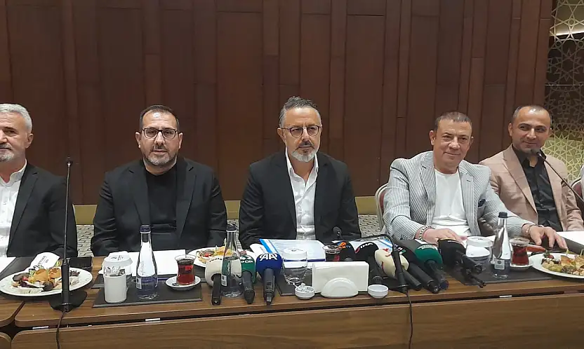 Ömer Korkmaz: Arkadaşlarımız taraftarın önüne atıldı