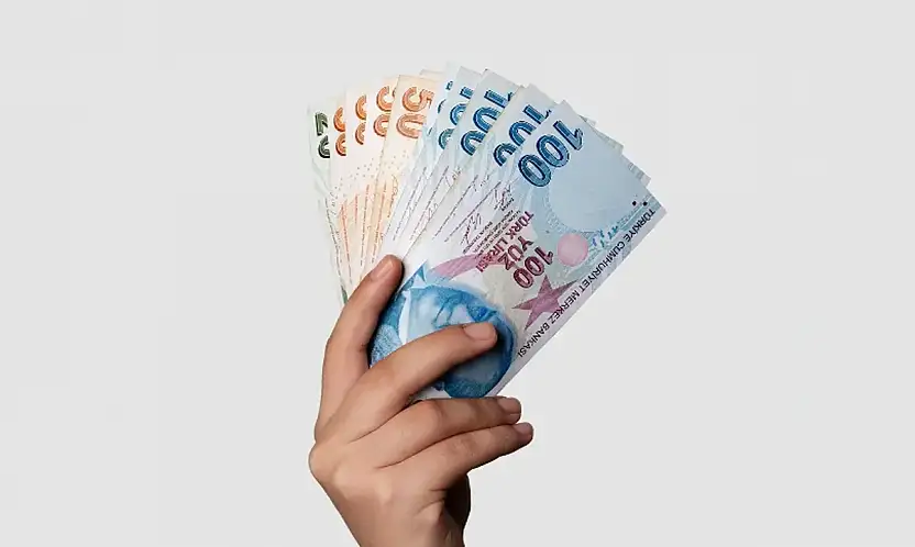 Paçalarından para akıyor! Ünlü ekonomist, 'büyük provokasyon' diyerek duyurdu...