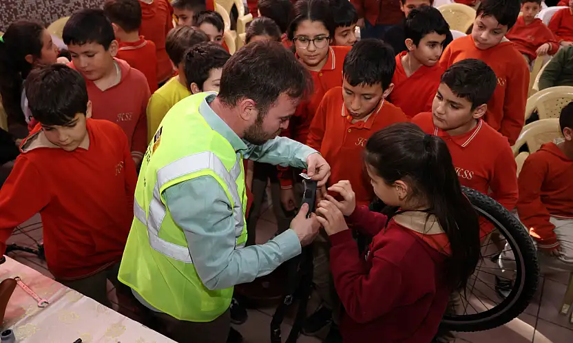 Pedal dostu Konya'da kış programı: Ücretsiz tamir aracı ve hediyeler yolda