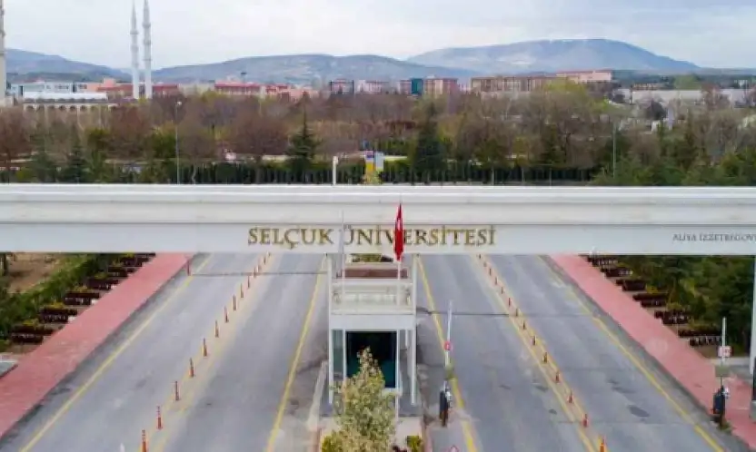 Selçuk Üniversitesi'nin eski rektörü hayatını kaybetti!
