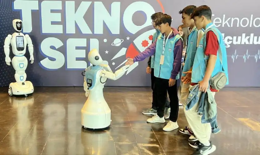 Selçuklu'da TEKNOSEL teknoloji ve robot yarışması 3. kez düzenleniyor!