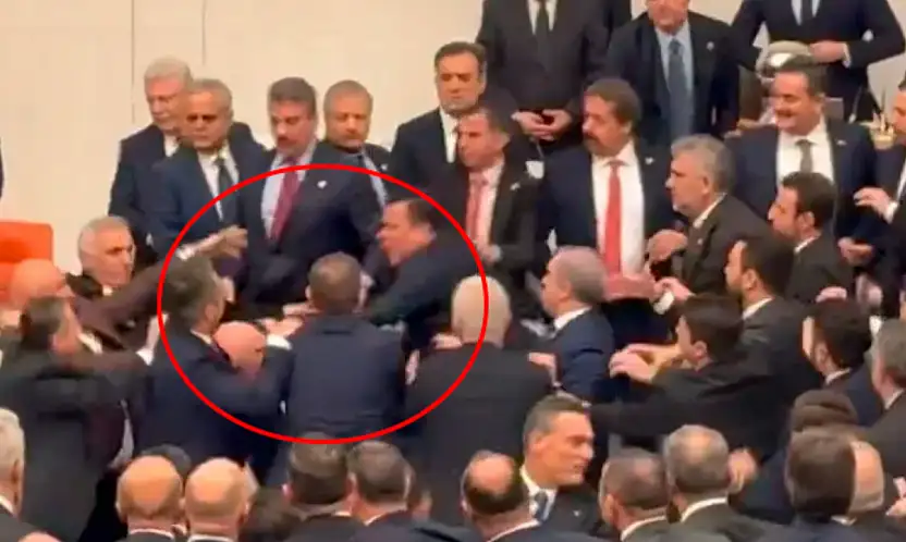 TBMM'de kan aktı: Kavga anları kamerada!