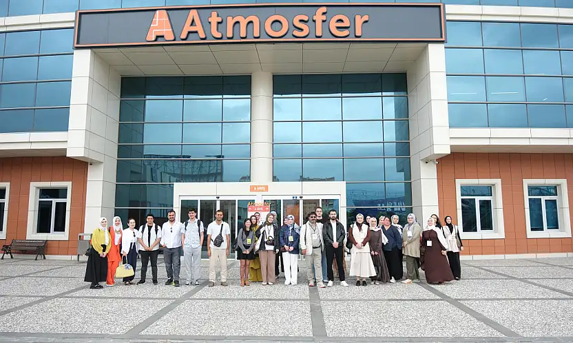 Türkiye'nin dört bir yanından geldiler: Konya'da sertifikalarını aldılar
