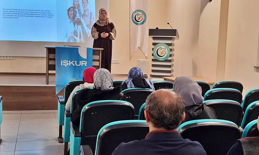 Yanlış tercih mutsuz eder! Konya'da veliler bilinçleniyor