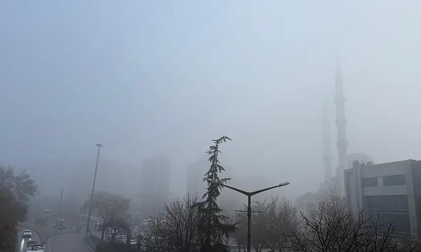 Yoğun sis Konya'yı esir aldı! Ekipler teyakkuzda