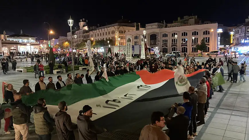 İsrail'in Gazze'ye saldırıları Konya'da protesto edildi!