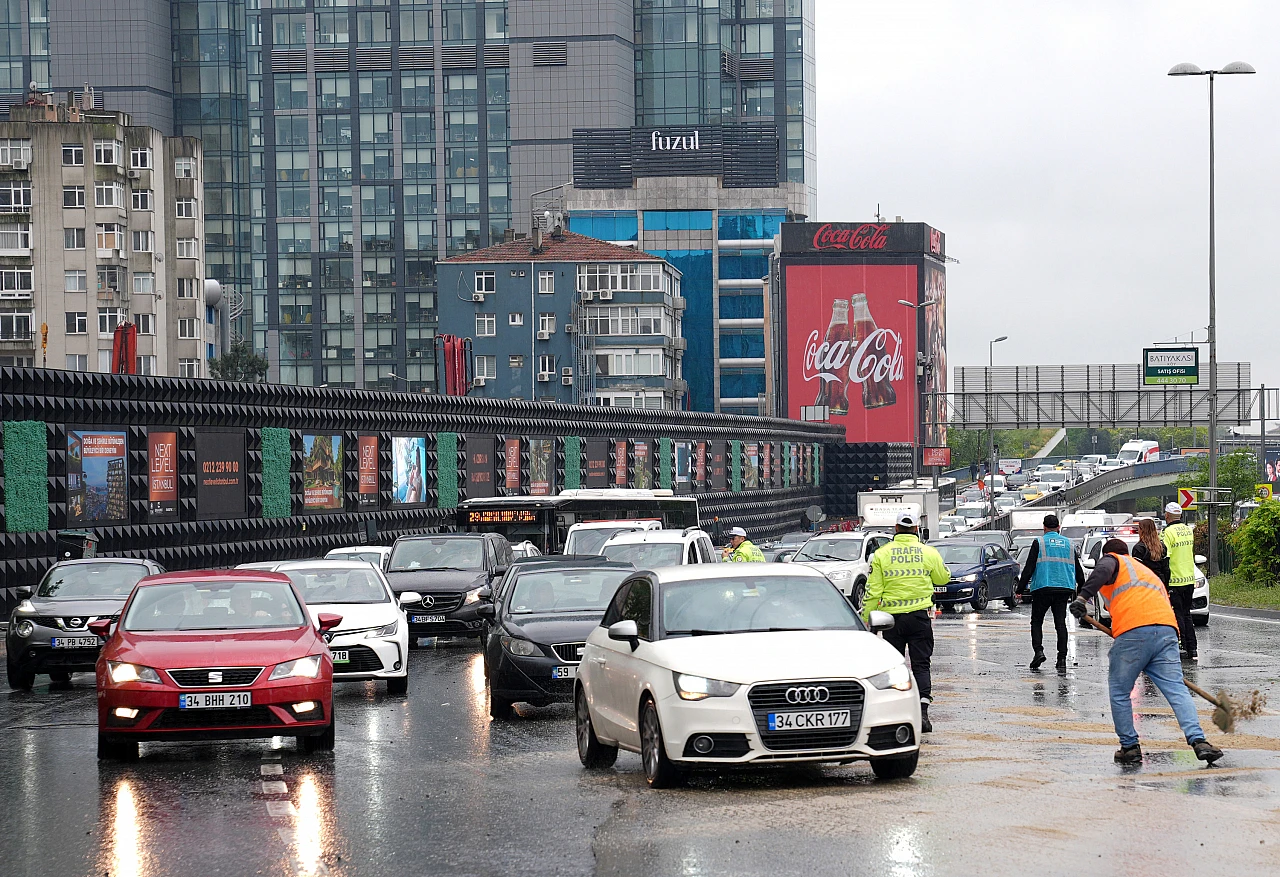 Beşiktaş'ta zincirleme trafik kazası
