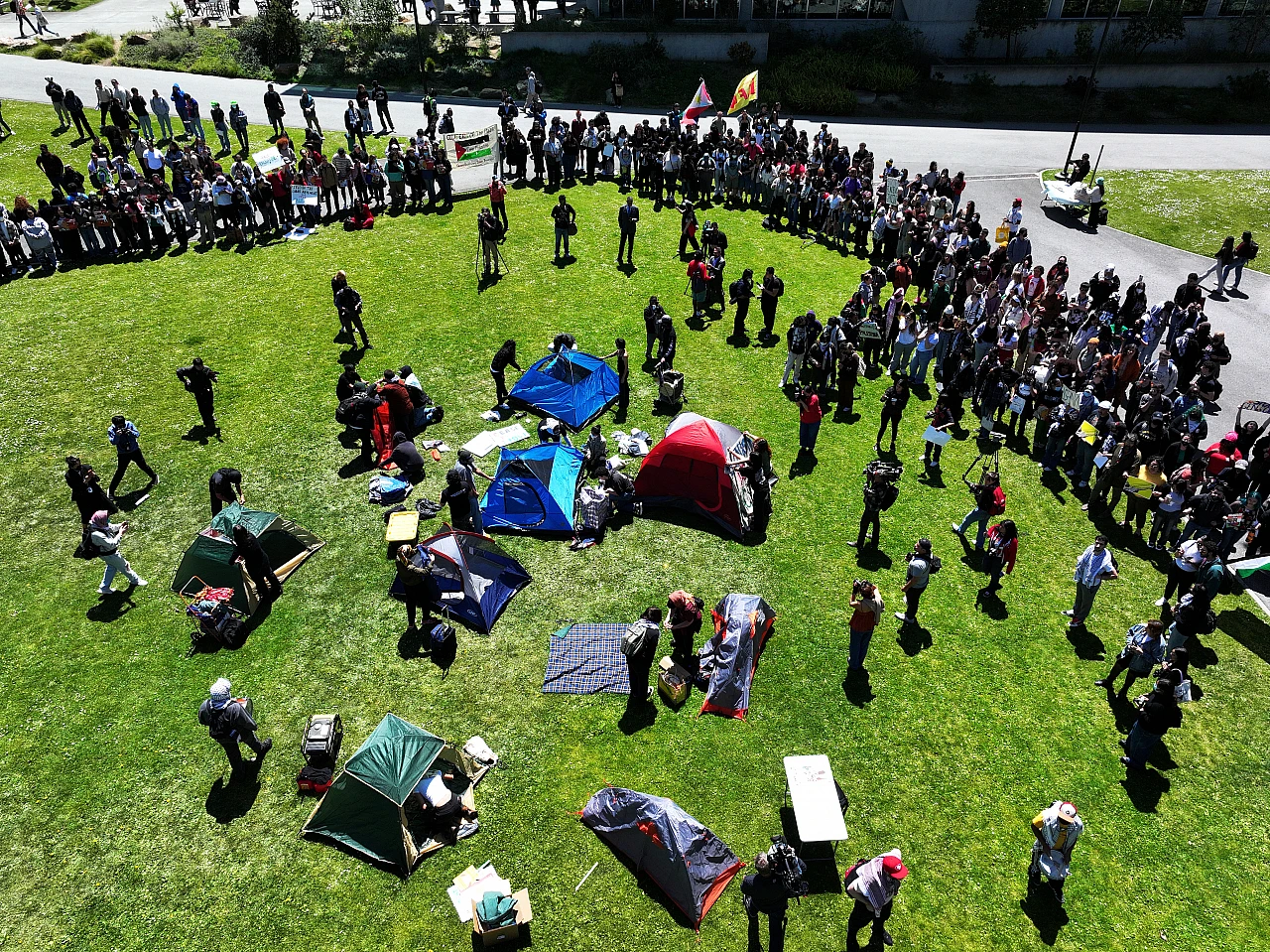 Üniversitelerden Gazze için protestolar devam ediyor