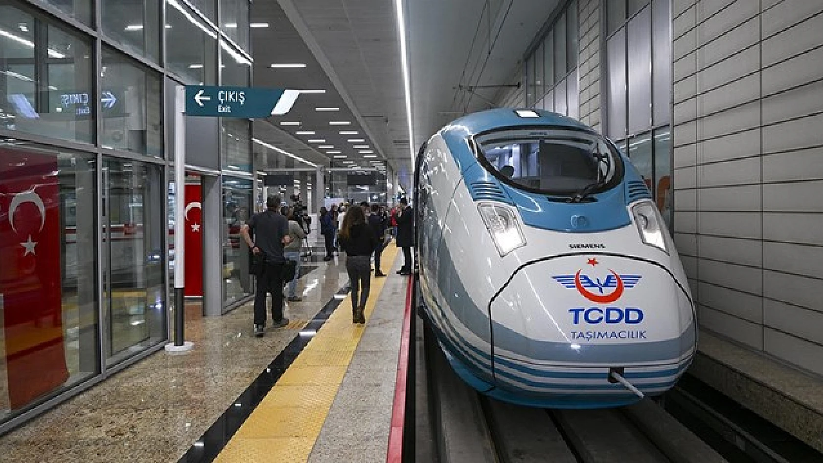 Ankara-Sivas Yüksek Hızlı Tren hattının ilk seferi yapıldı