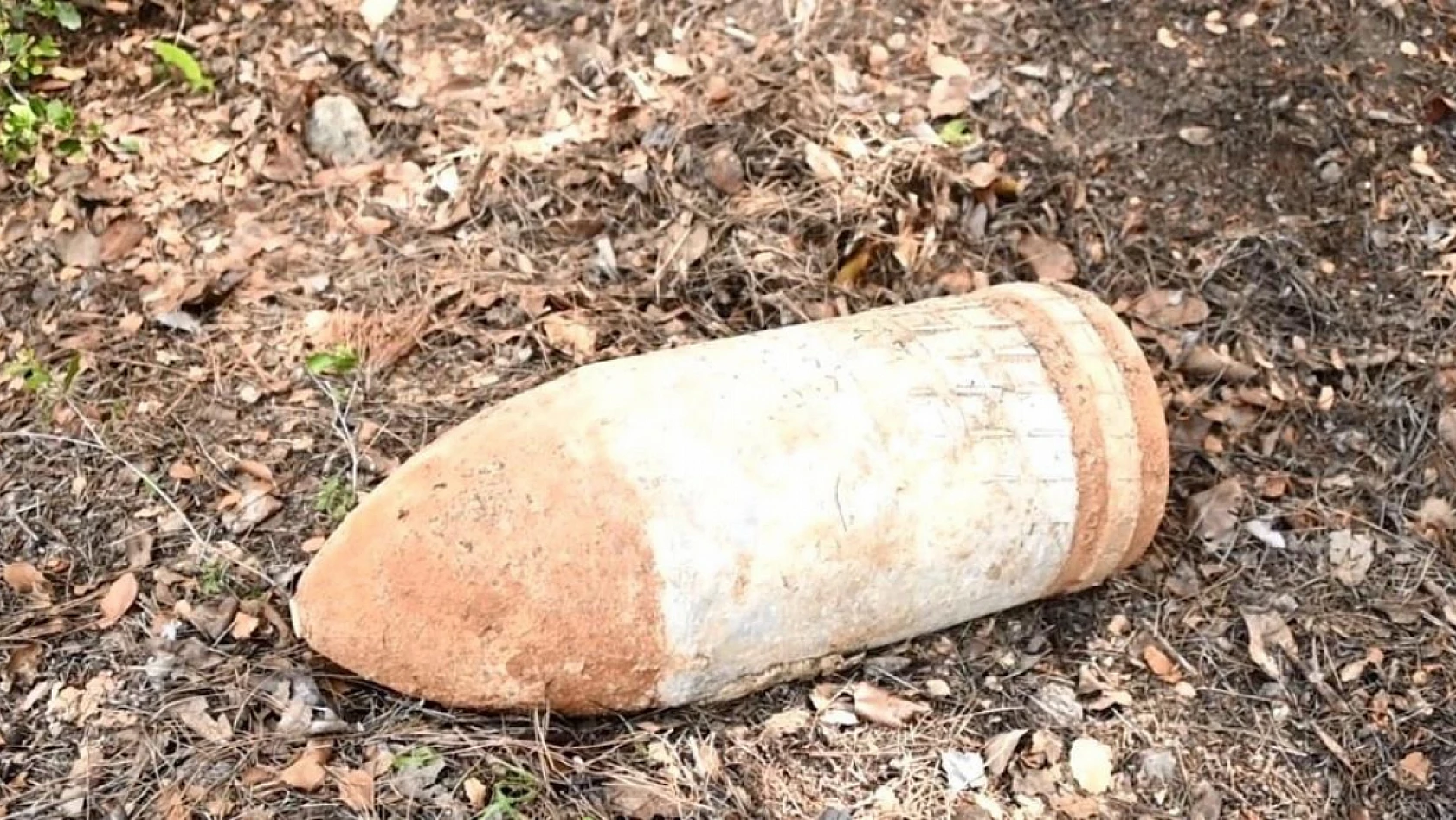 Gelibolu Yarımadası'nda Çanakkale Savaşları'ndan kalma top mermisi bulundu