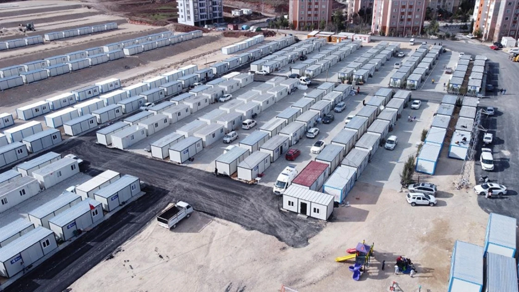 Gölbaşı'nda 1000 ailenin kalacağı konteyner kent oluşturuluyor