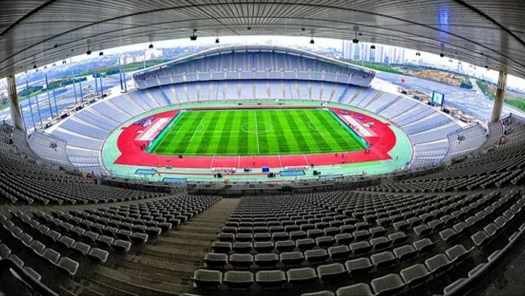Atatürk Olimpiyat Stadyumu, UEFA Şampiyonlar Ligi için hazırlıklar sürüyor