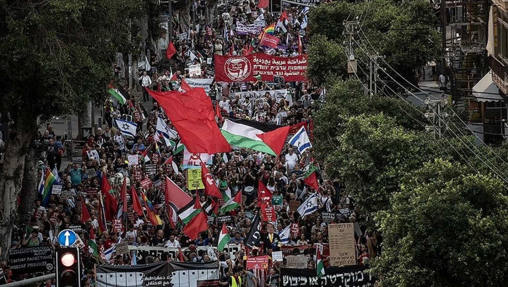 İsrailliler, protestolarını sürdürüyor