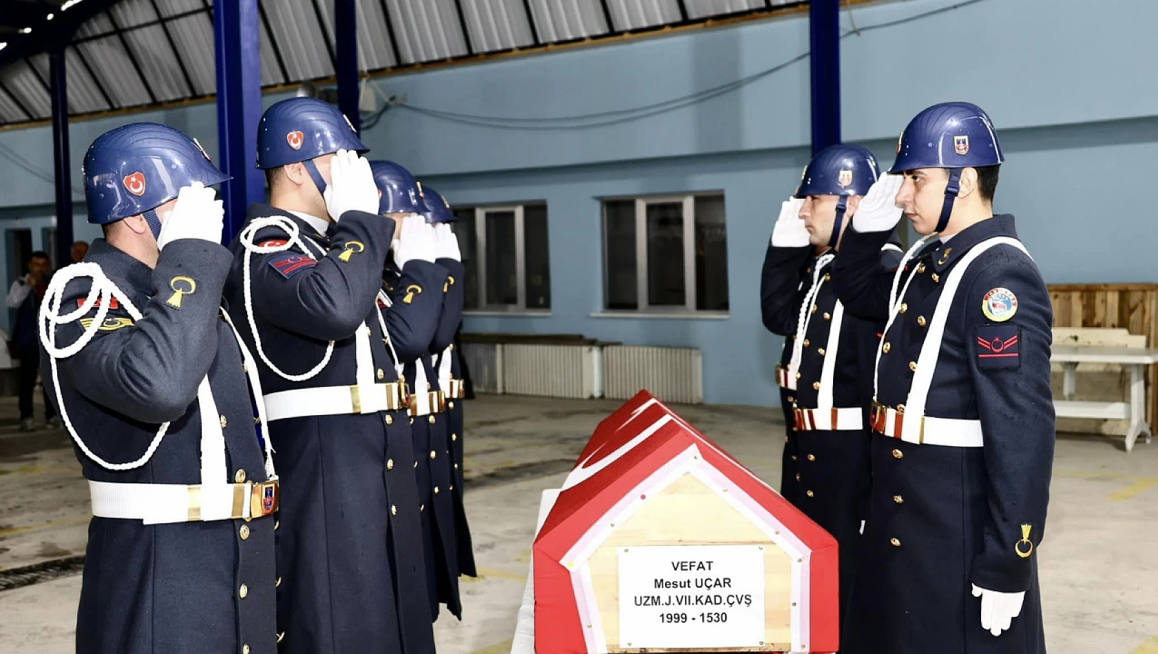 Kalp krizi geçiren Uzman Çavuş Mevlüt Uçar Seydişehir'de toprağa verildi