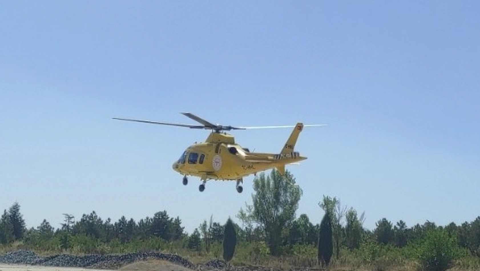 Konya'da ambulans helikopter bir günlük bebek için havalandı!