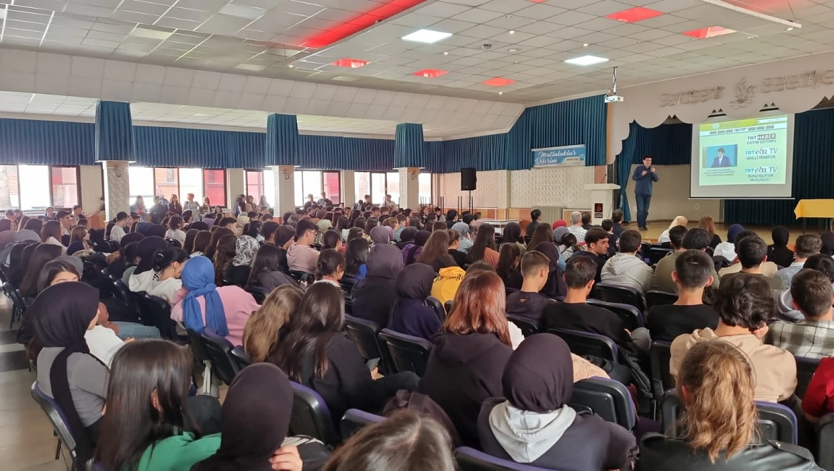 Konya'da lise öğrencilerine yönelik seminer düzenlendi!