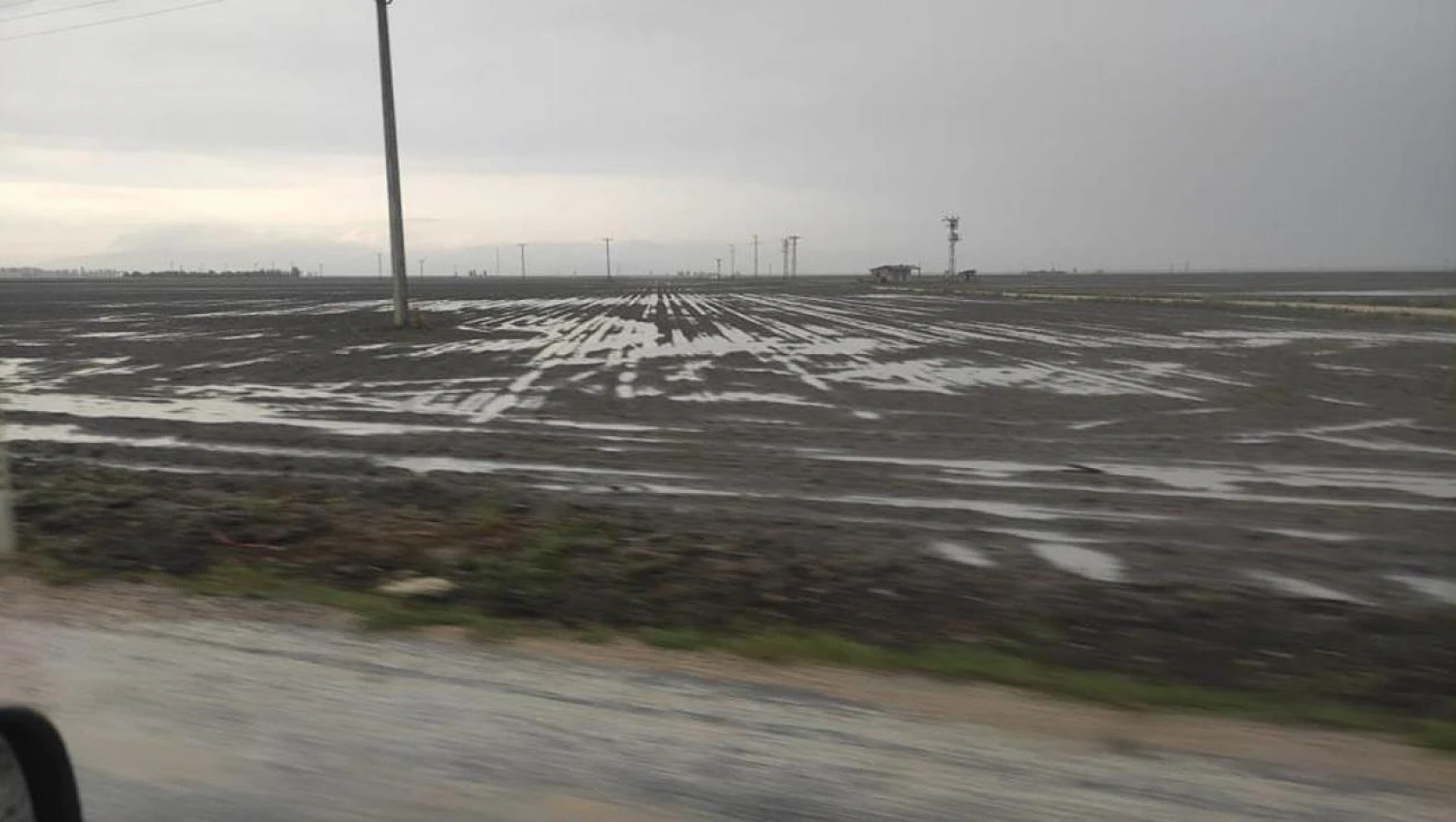 Konya'da tarım arazileri sular altında kaldı 