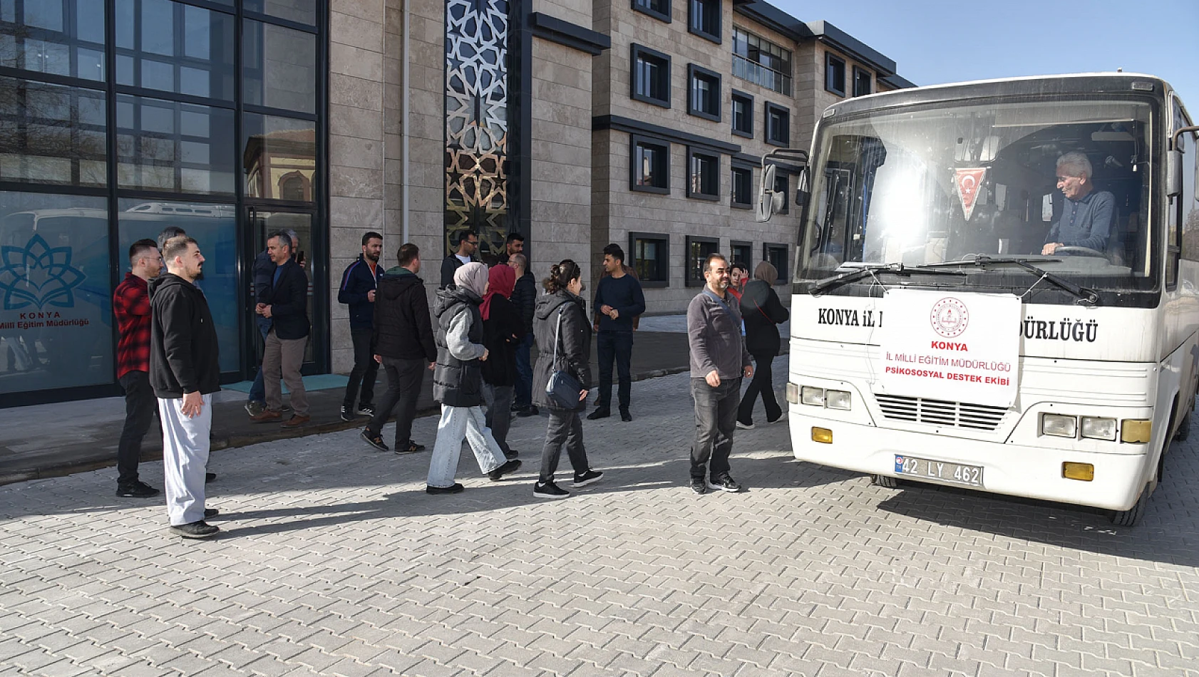 Üçüncü psikolojik danışman kafilesi Maraş'a uğurlandı
