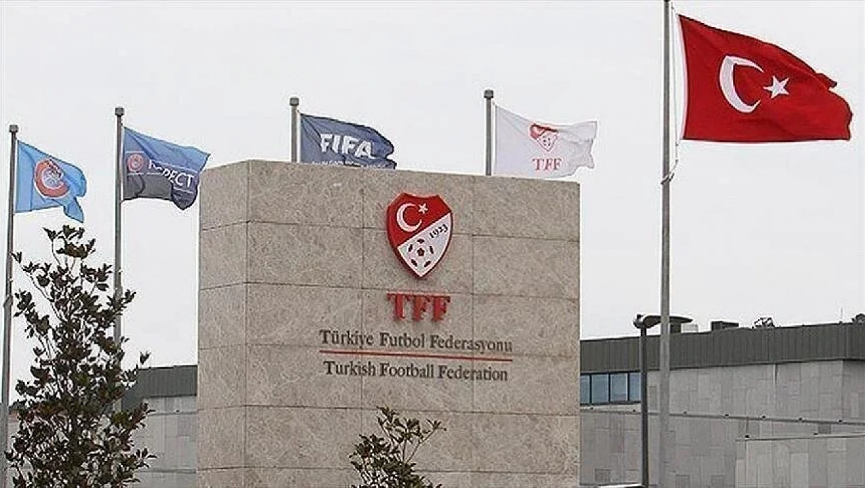 UEFA ve Ulusal Kulüp Lisansı alan kulüpler belli oldu