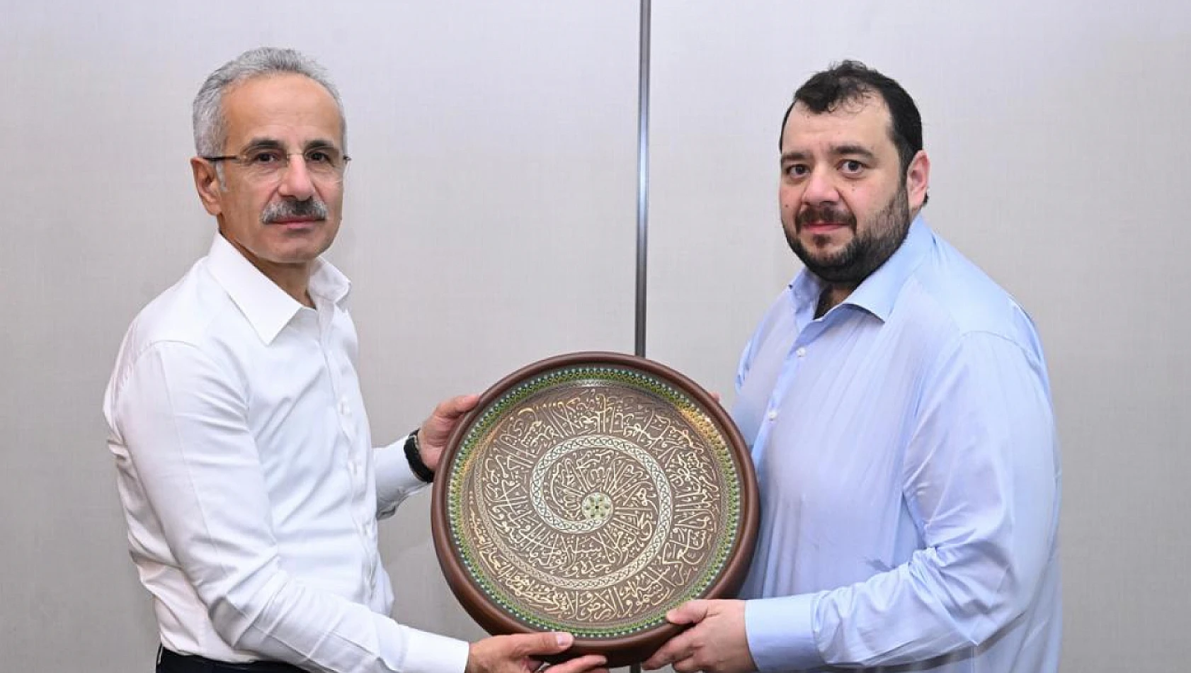 Ulaştırma ve Alt Yapı Bakanı Abdülkadir Uraloğlu İle BAE Yatırım Bakanı Al Suwaidi Bir Araya Geldi