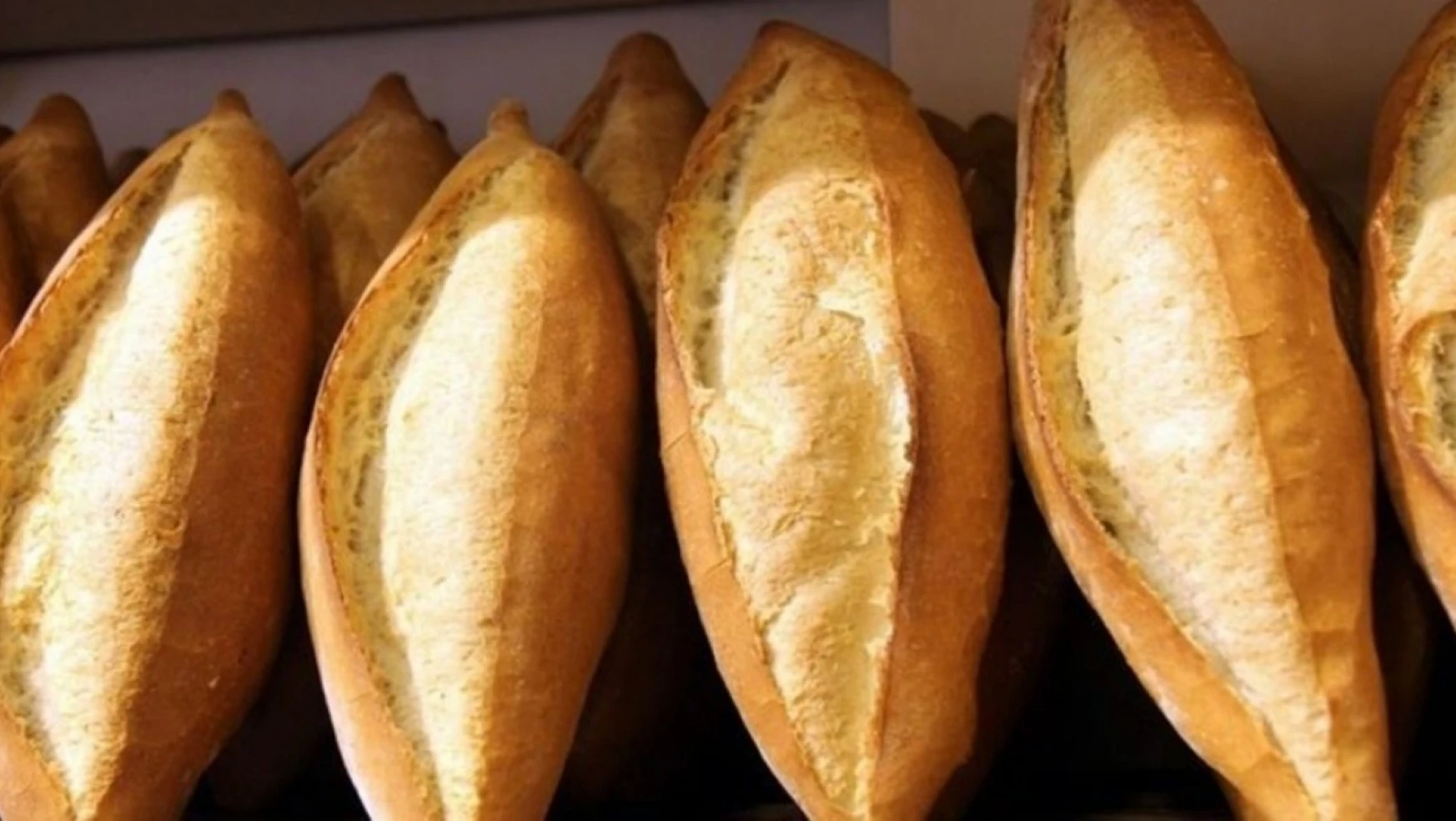 10 ilde fırınlar ücretsiz ekmek verecek