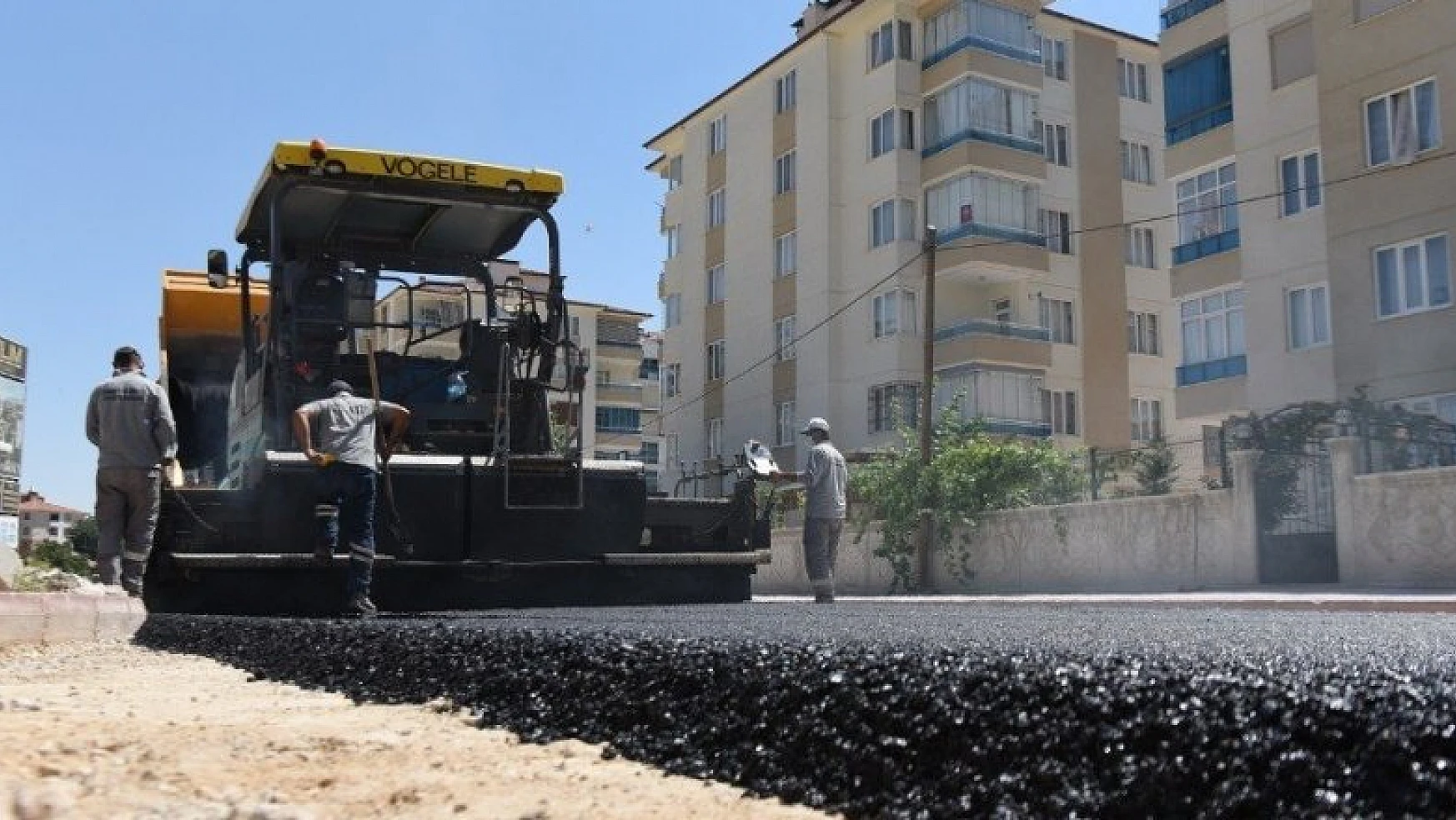 Karatay Belediyesi 200 bin ton asfalt hedefinin üzerine çıktı
