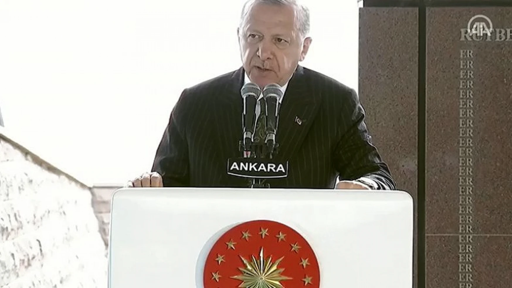 Erdoğan: Küresel senaryolara karşı bir başkaldırıdır
