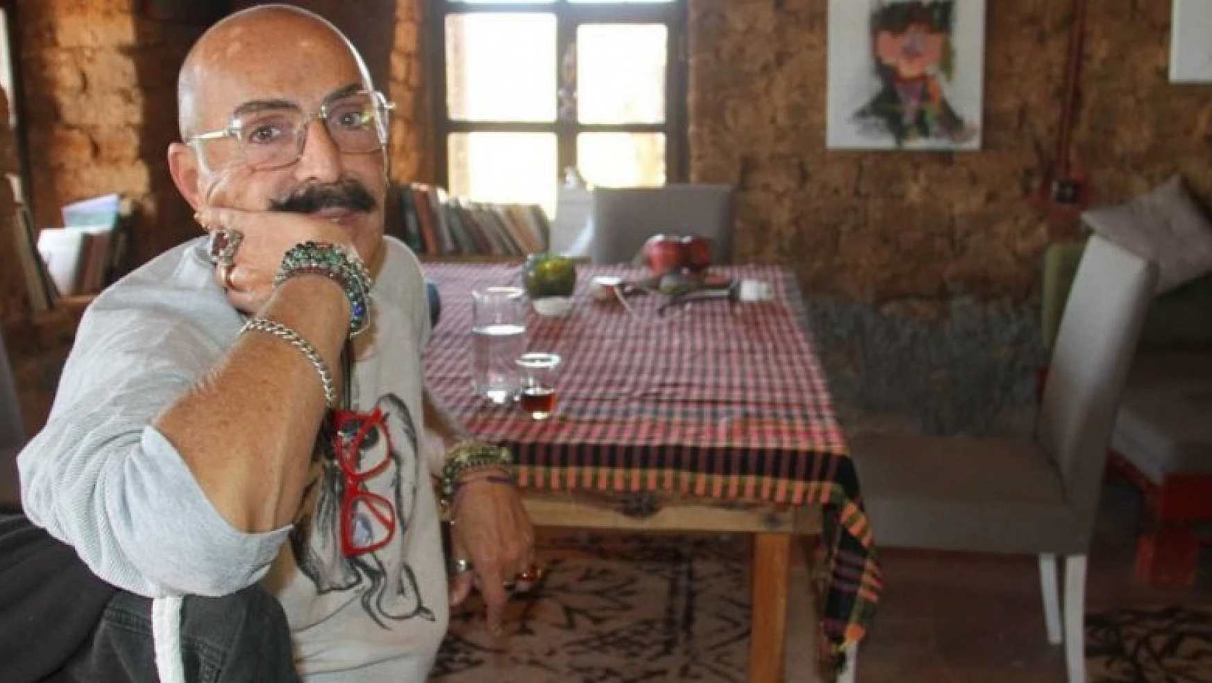 Cemil İpekçi, Konya'daki Sonsuz Şükran Köyü'ndeki evine yerleşti