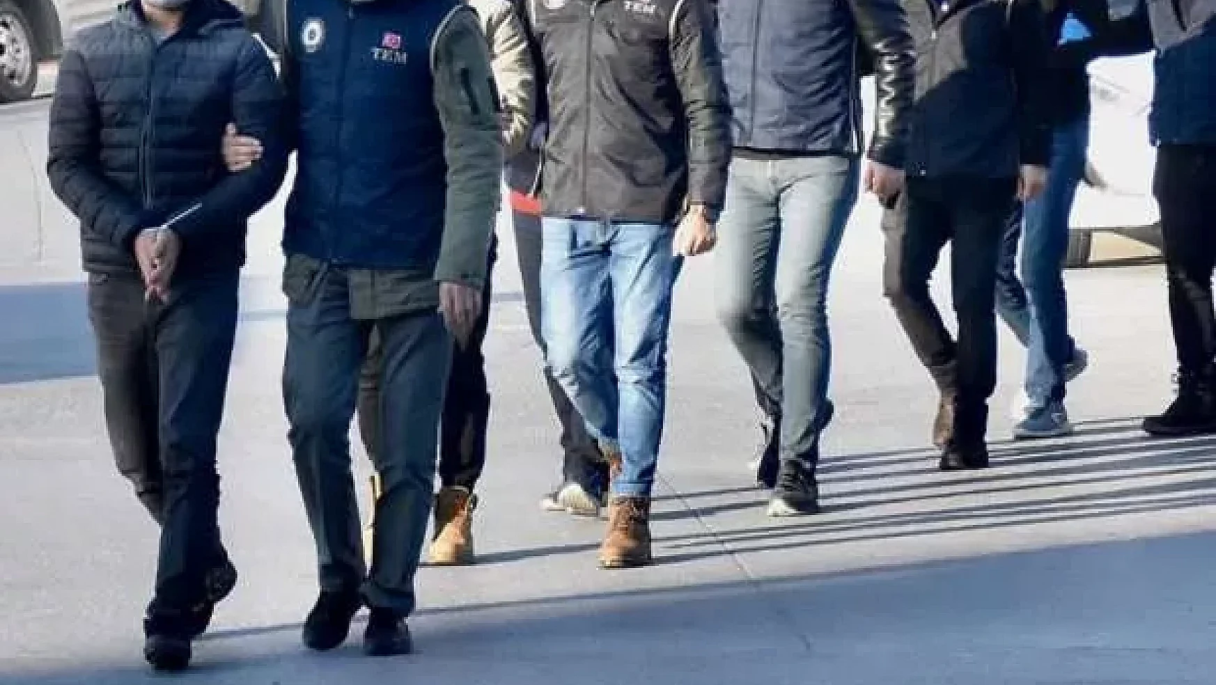 İstanbul merkezli 6 ilde 'ByLock' operasyonu! Çok sayıda kişi yakalandı