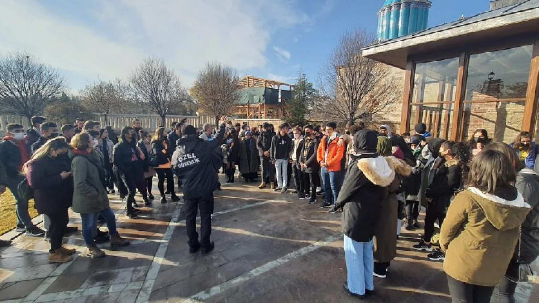 Karapınar'daki üniversite öğrencileri Konya'yı gezdi