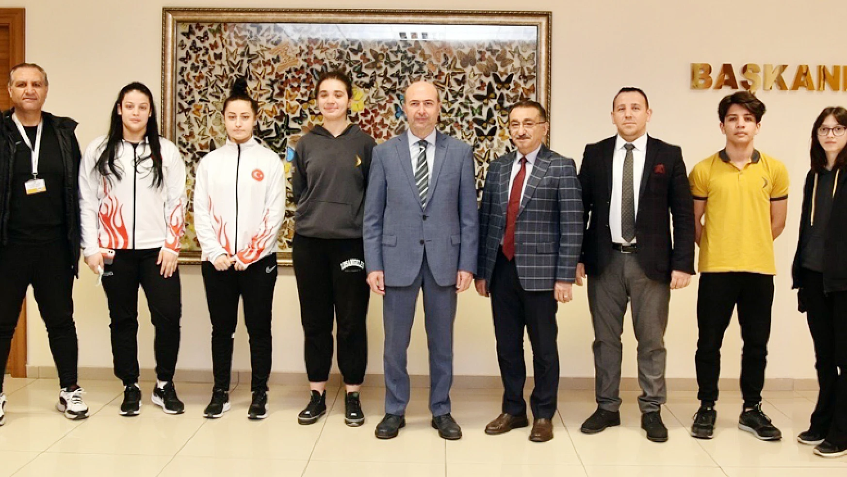 Özel Hüma Okulları şampiyonlarından Ahmet Pekyatırmacı'ya ziyaret