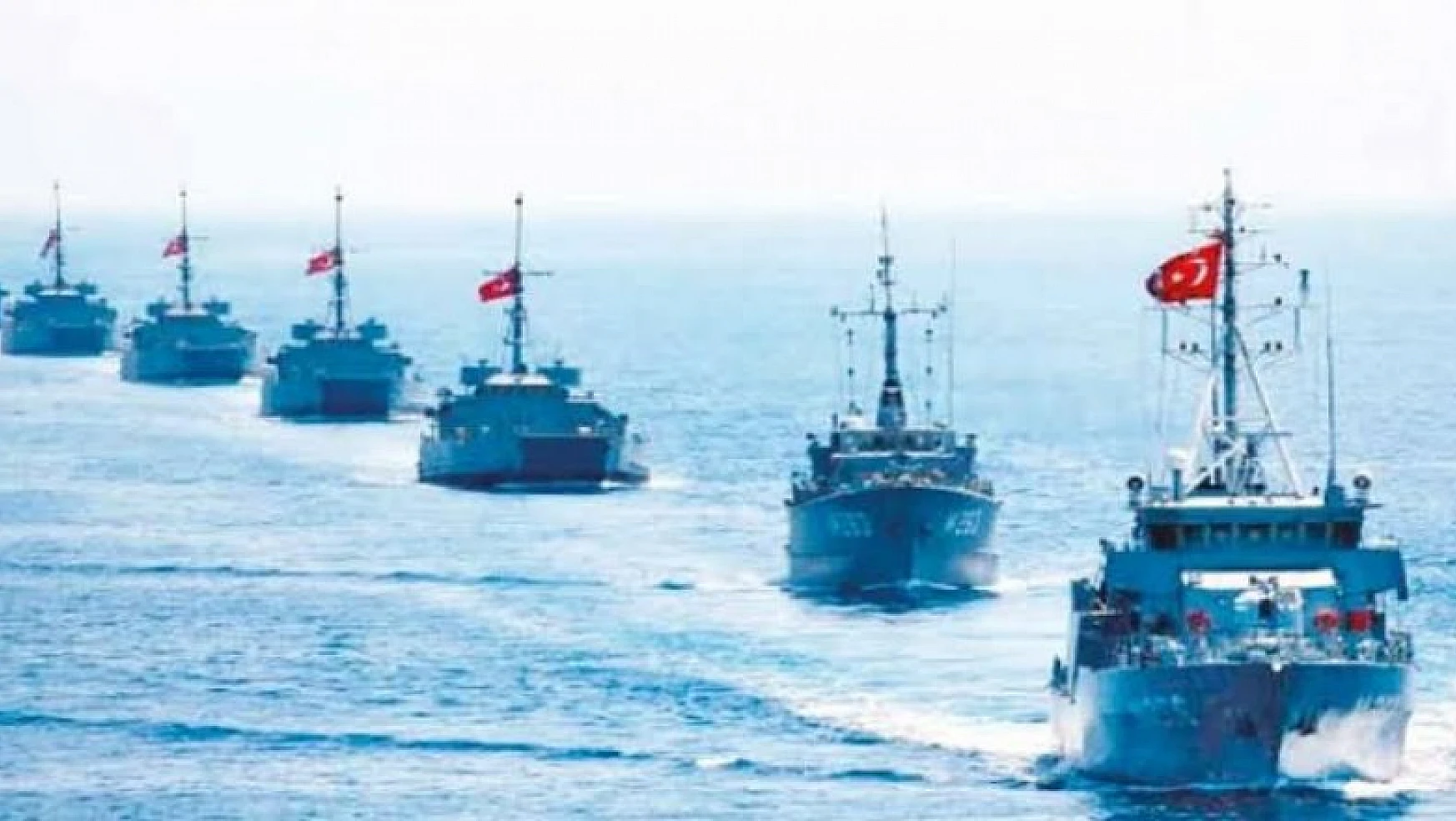 Karadenizden gelen o haber üzerine Türkiye 11 gemiyle alarma geçti!