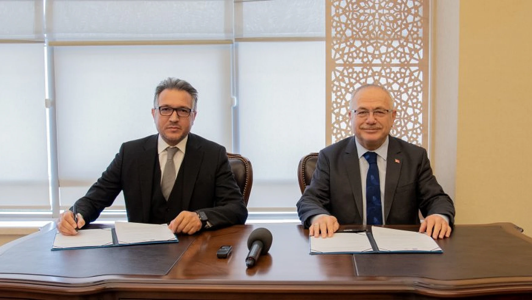 Selçuk ve KMÜ arasında işbirliği protokolü imzalandı