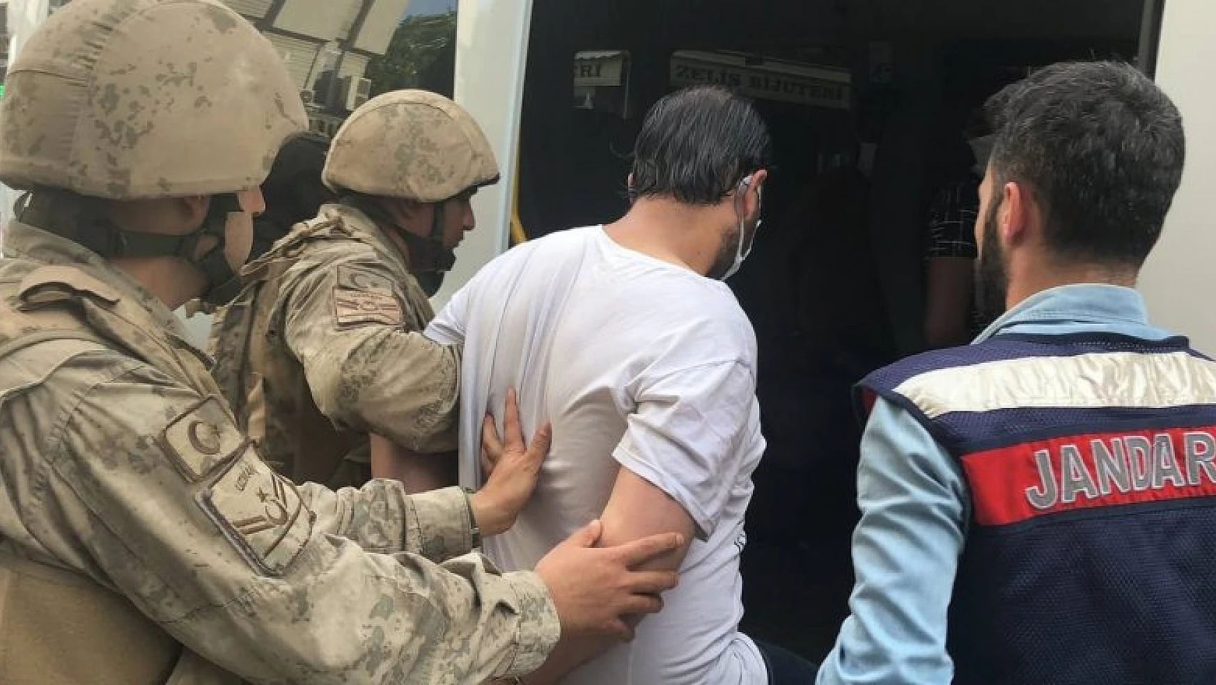 Mersin'de PKK/KCK operasyonu: 6 gözaltı