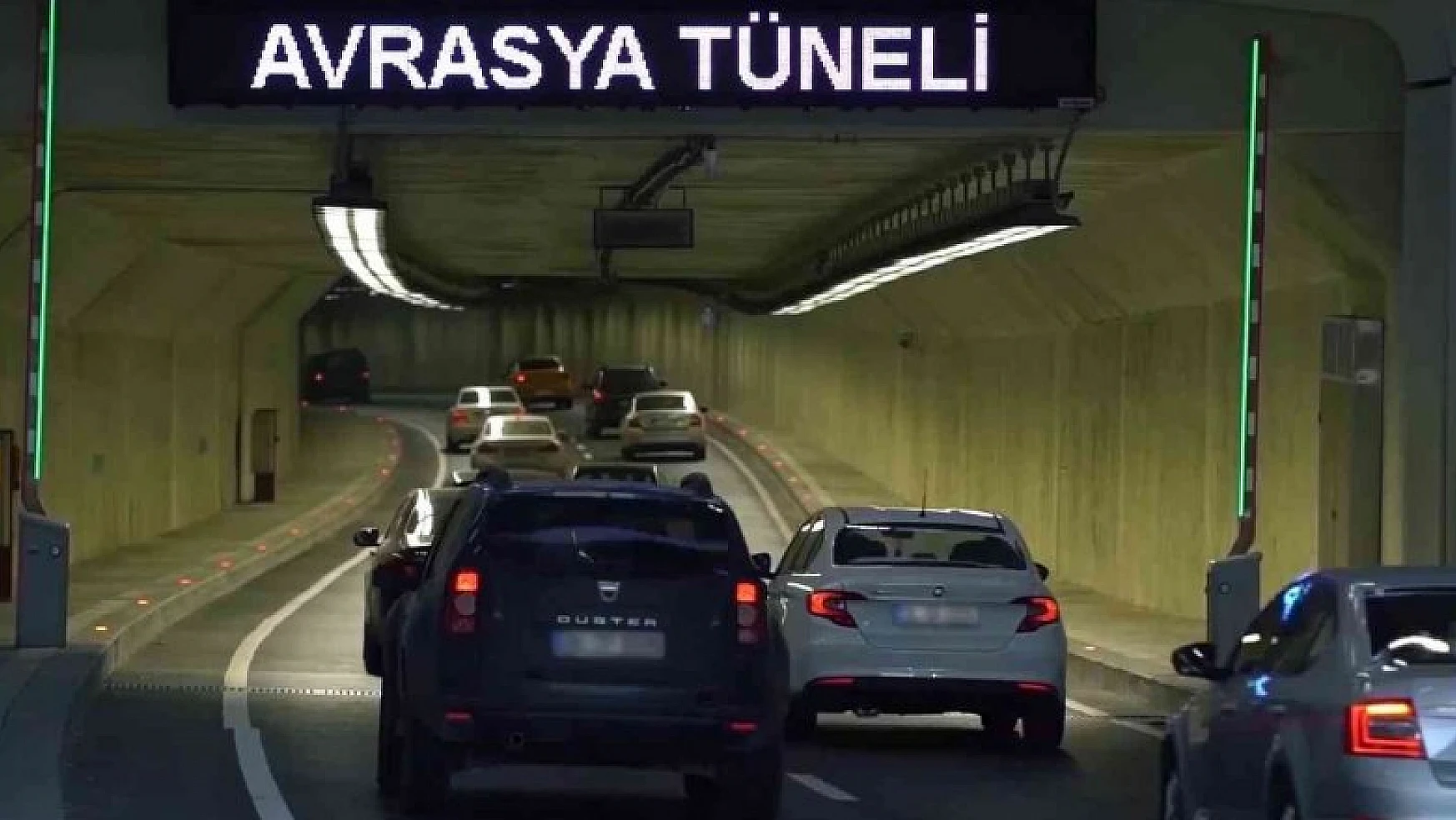 Avrasya Tüneli'nden motosikletler için tek yön geçiş ücretleri gündüz 20,70 TL gece ise 10,35 TL olarak belirlendi